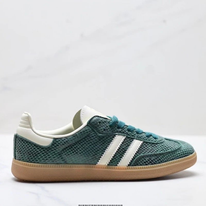 Unbranded Sneakers Low-top three-stripe — Green Snakeskin