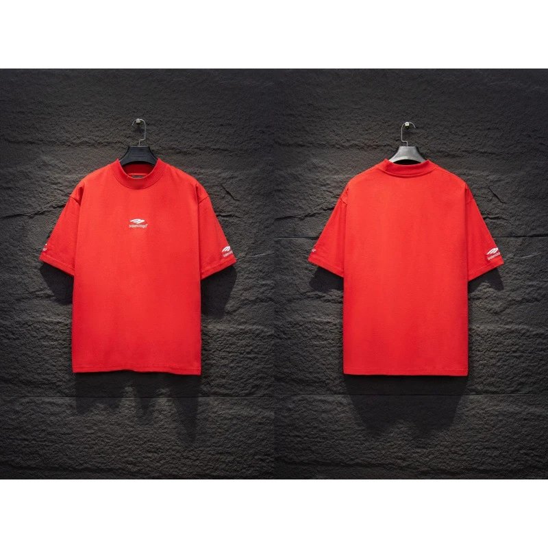 Balenciaga T-Shirts Oversized Logo-Print Short-Sleeve T-Shirt — 20