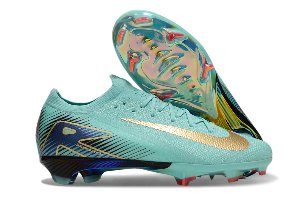 Nike Football Cleats — 018
