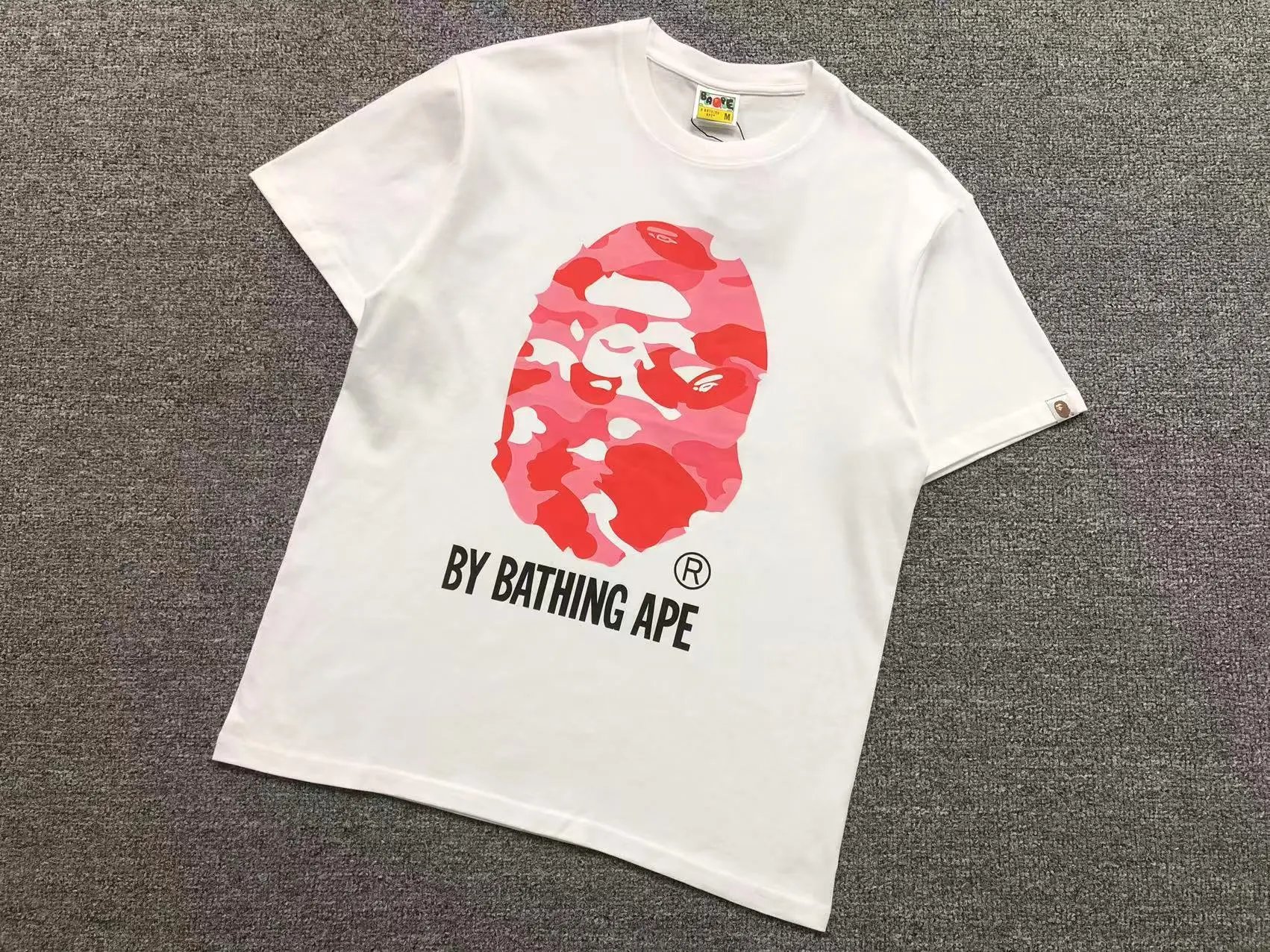 A Bathing Ape T-Shirts Graphic Print — 757 white