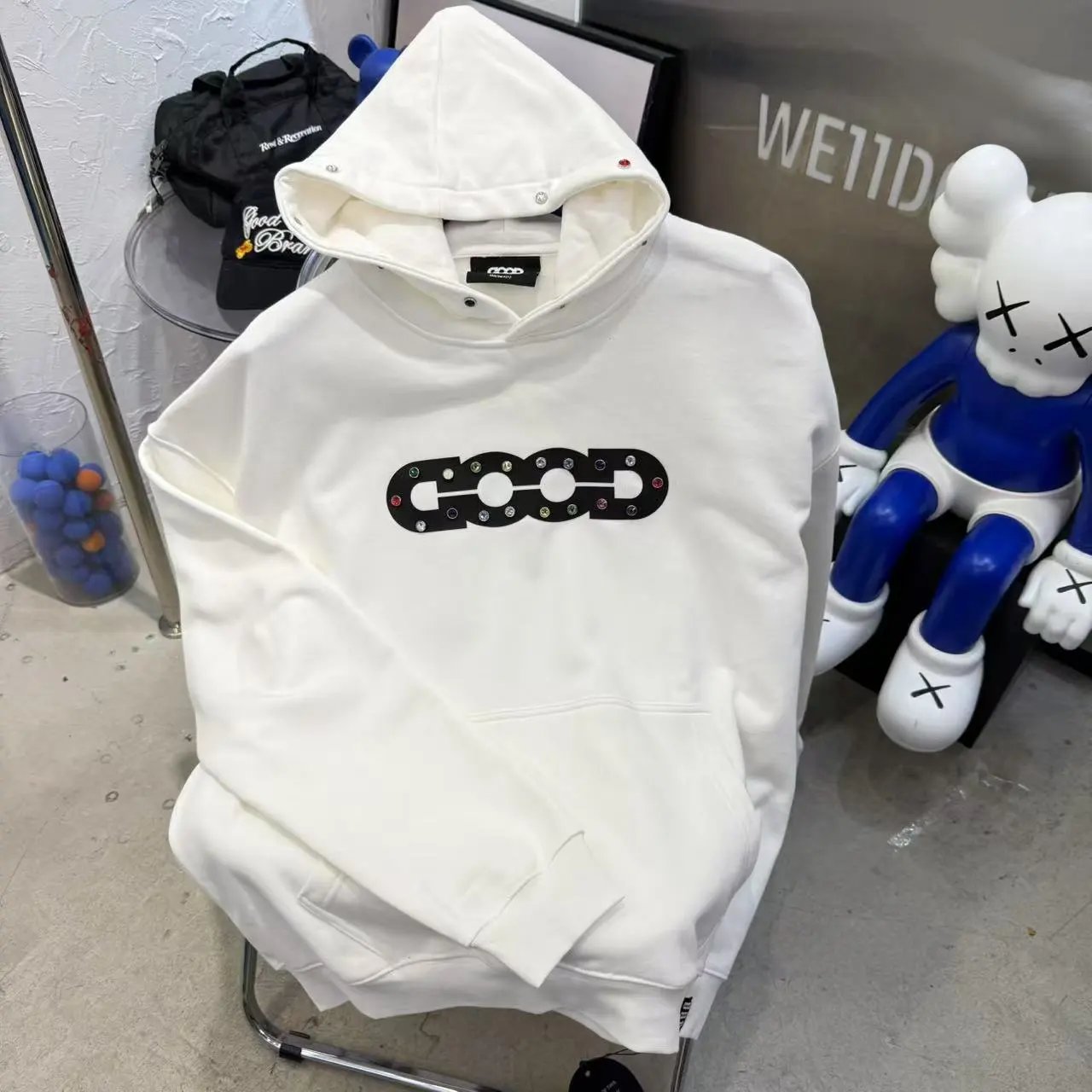 Good Brand Hoodies & Sweatshirts Rhinestone Graphic Sweatshirt Collection — G 58 white