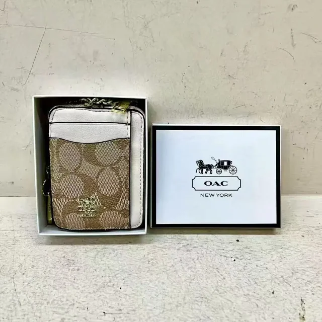 OAC Wallets & Card Holders Chain Zip Holder product detail image 4