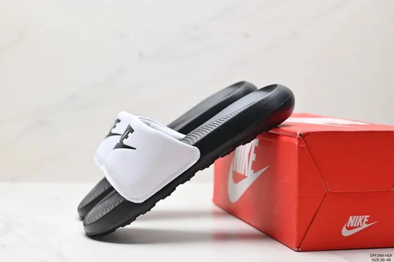 RFIDNO Sandals Monogram Slide — N10