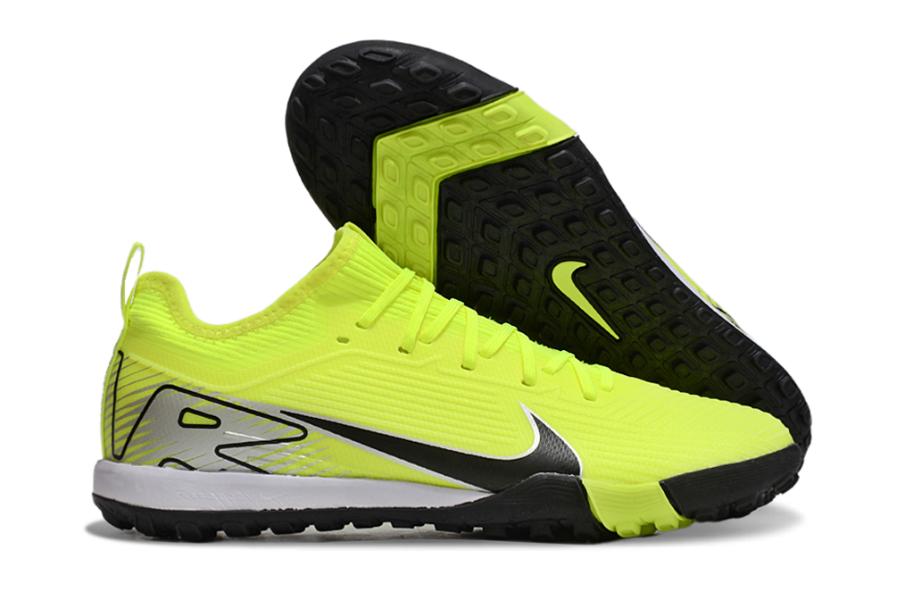 Nike Football Cleats — 021