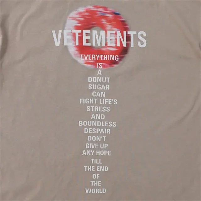Vetements T-Shirts Washed graphic logo print product detail image 10