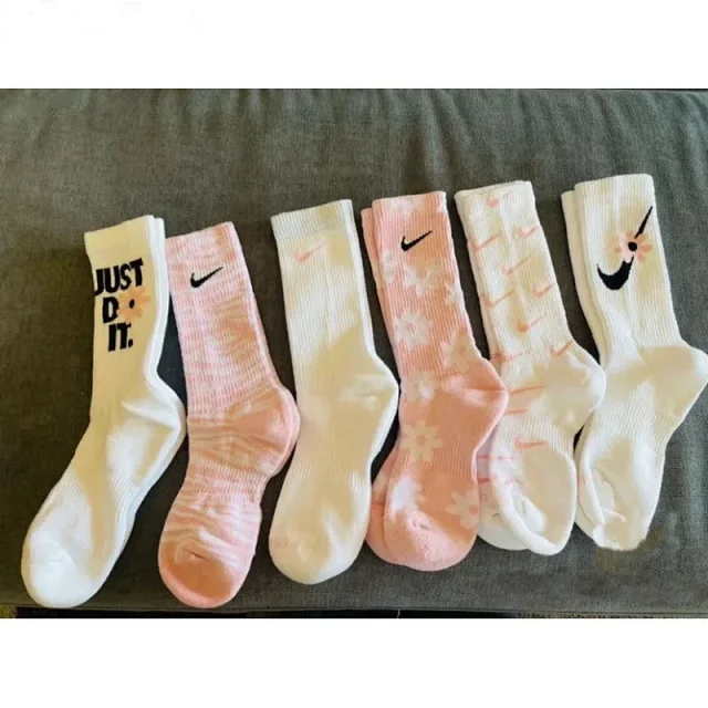 Nike Socks Floral Graphic Crew product detail image 1