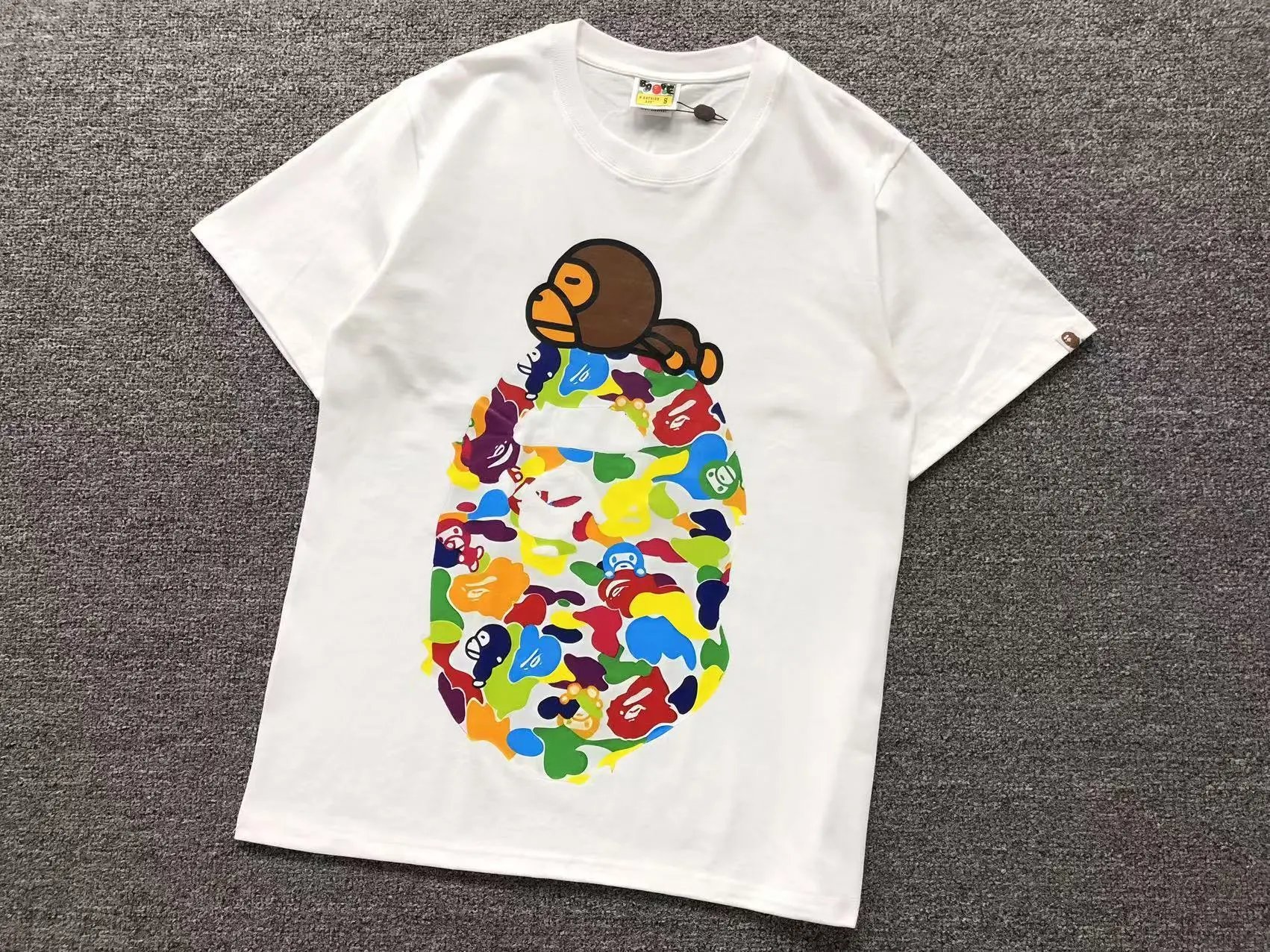BAPE T-Shirts Short-Sleeve Graphic Print — 446 white