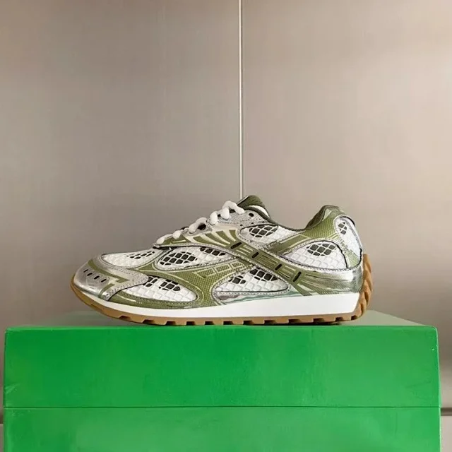 Unbranded Sneakers Mesh-panel low-top with metallic overlays product detail image 4