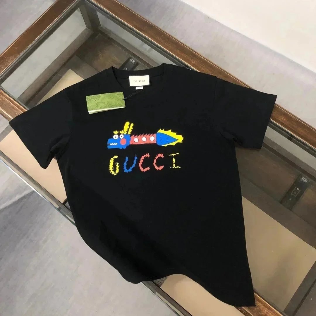 Gucci T-Shirts Logo Graphic — 30 black