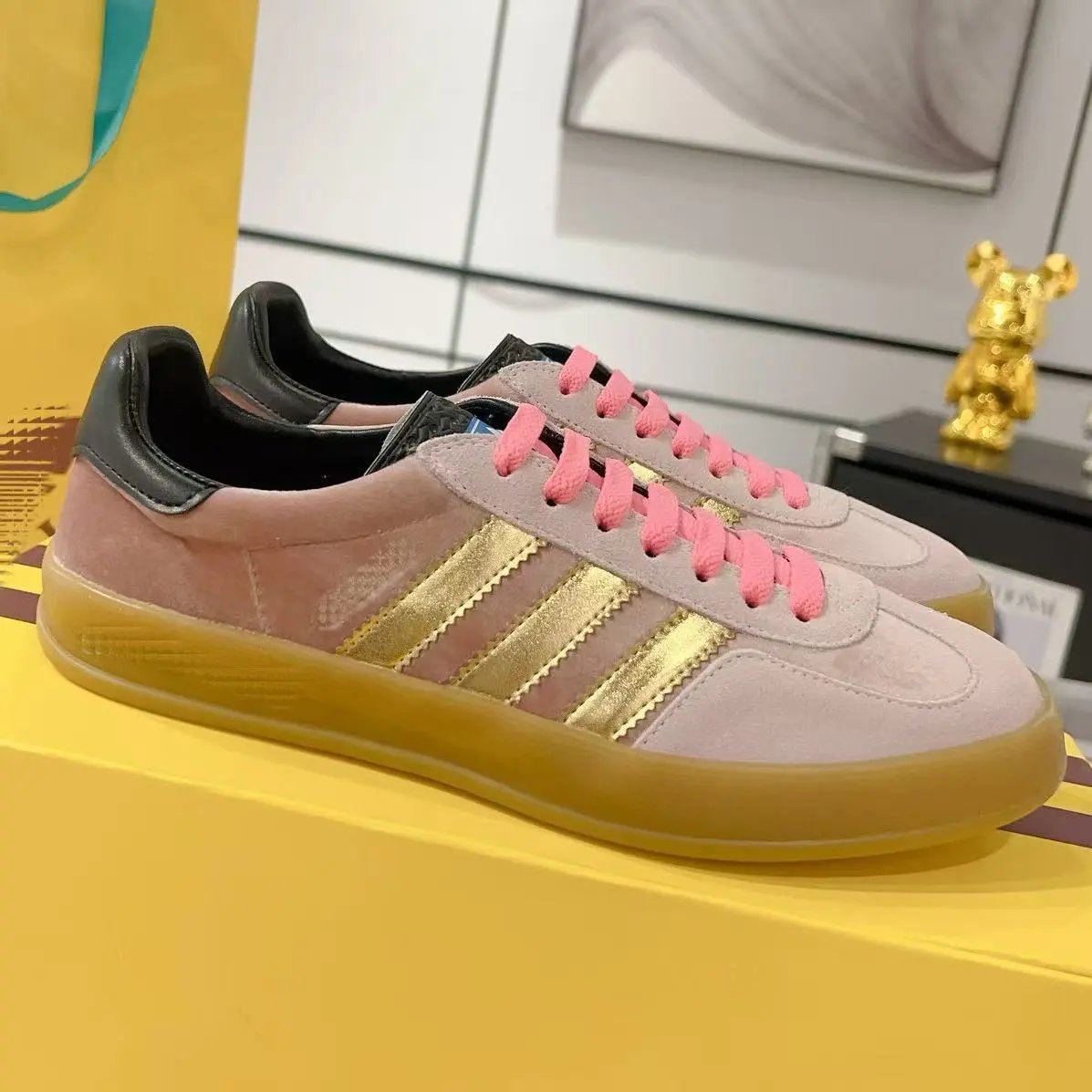 Adidas Sneakers Gucci x Gazelle low-top three-stripe — Style 21