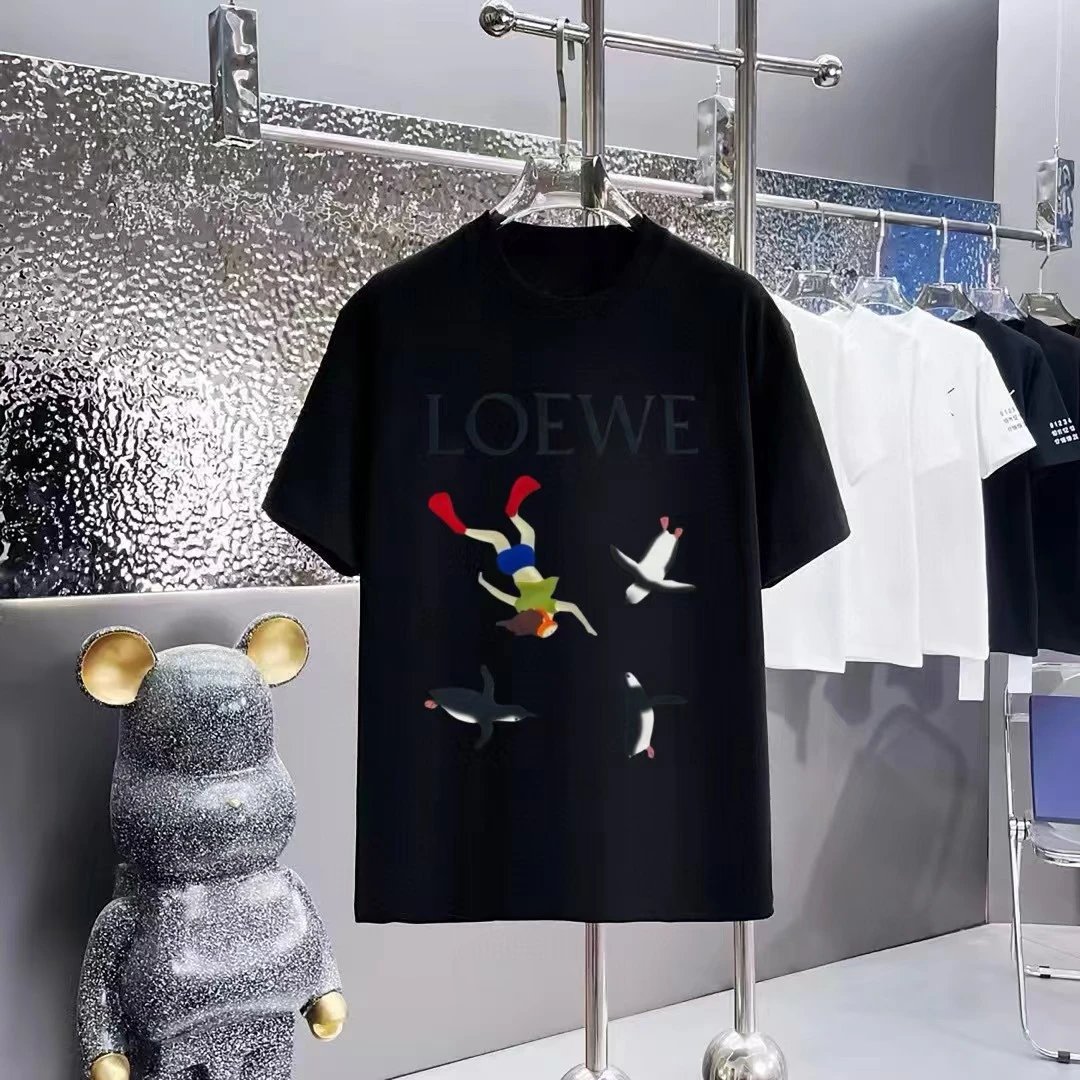 Loewe T-Shirts Short-Sleeve T-Shirt with Anagram Chest Patch — 32