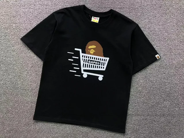 A Bathing Ape T-Shirts Graphic Print product detail image 2
