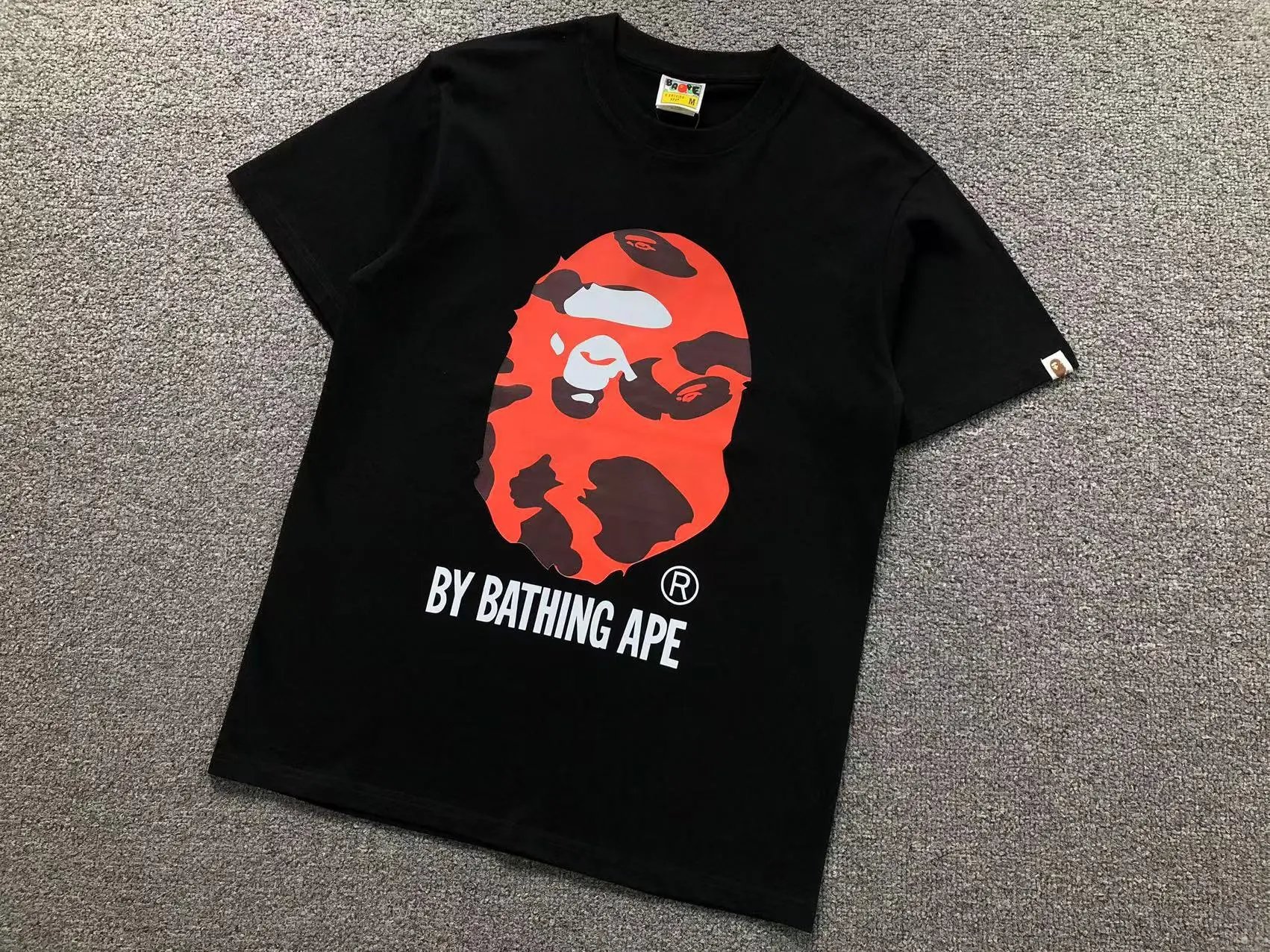 A Bathing Ape T-Shirts Graphic Print — 751 Black