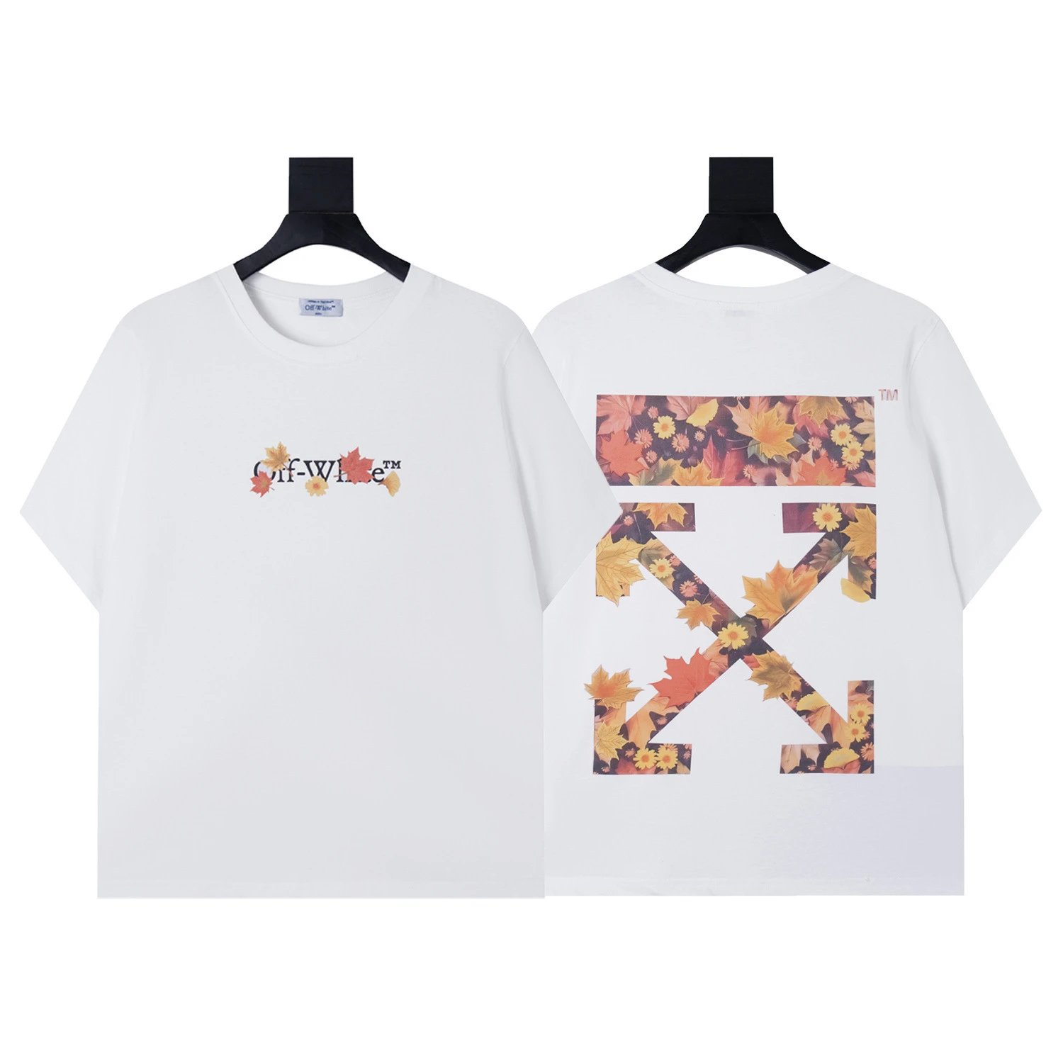 Off-White T-Shirts Arrow Graphic Print — 1509 white