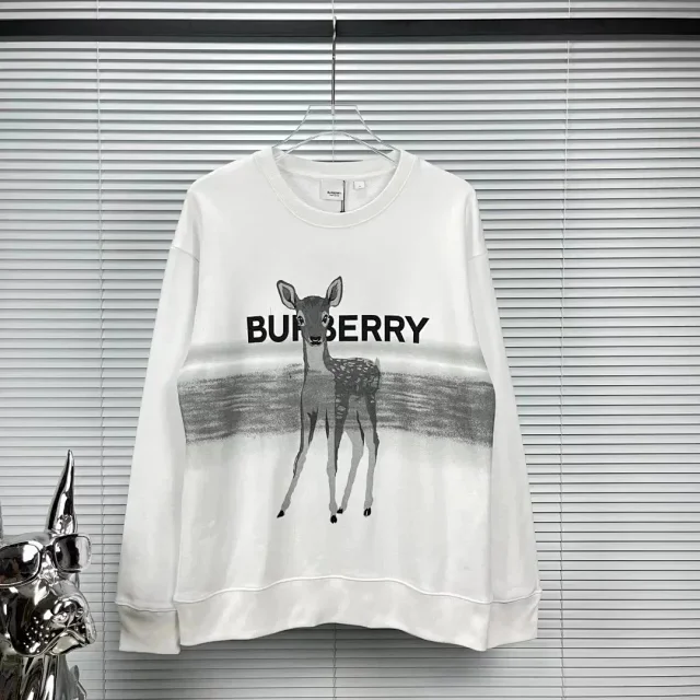 Burberry Hoodies & Sweatshirts Graphic Crewneck Sweatshirt product detail image 2