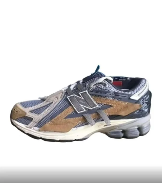 New Balance Sneakers 1906A product detail image 9