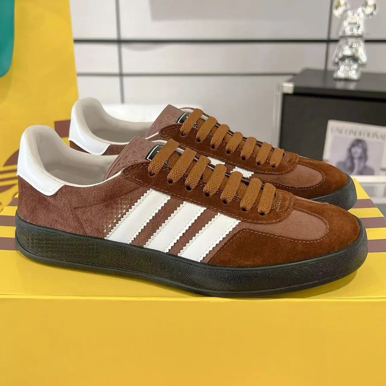 Adidas Sneakers Gucci x Gazelle low-top three-stripe — Style 8