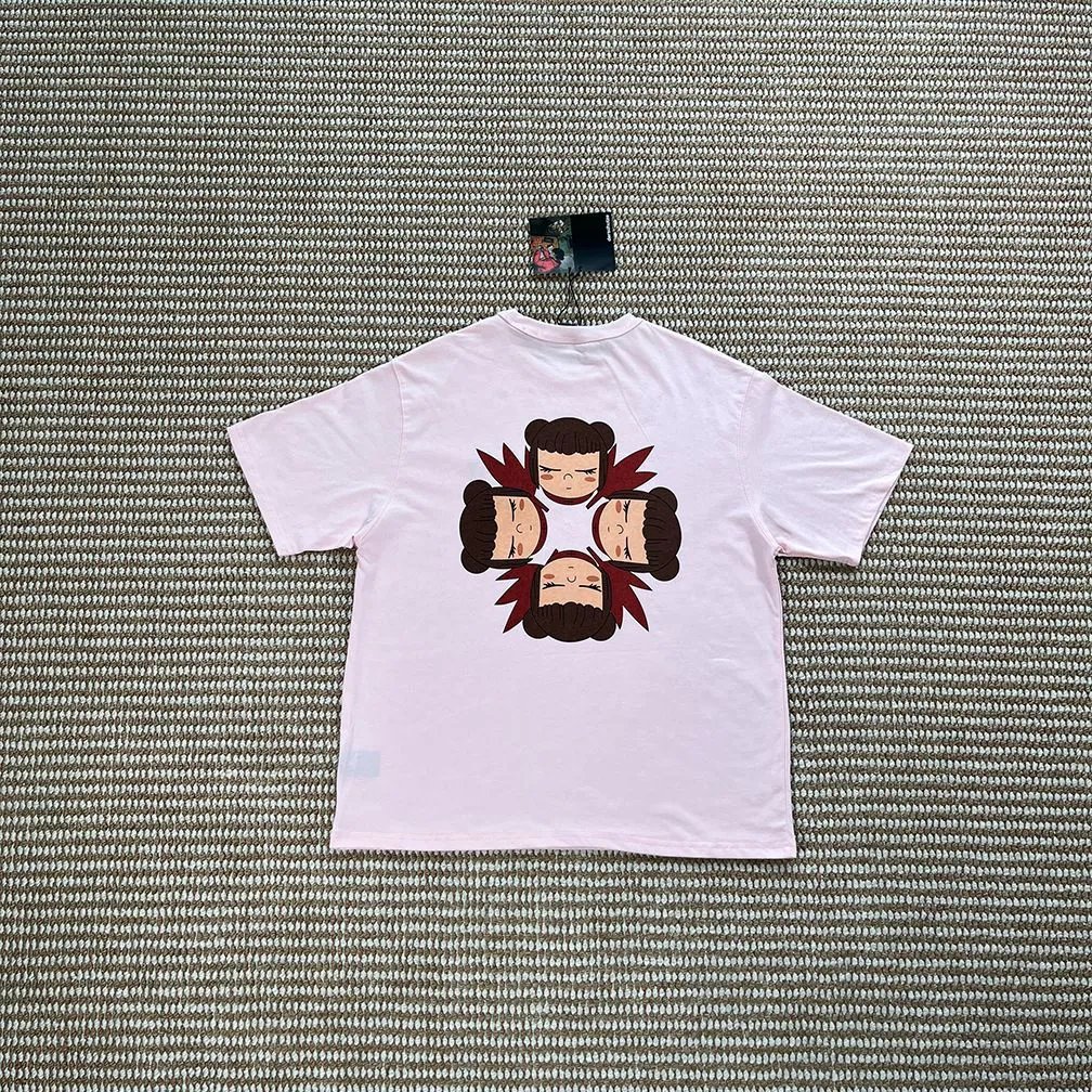 Derschutze T-Shirts Embroidered Graphic Short-Sleeve T-Shirt — Bun Hairstyle / Pink [Short Sleeve]