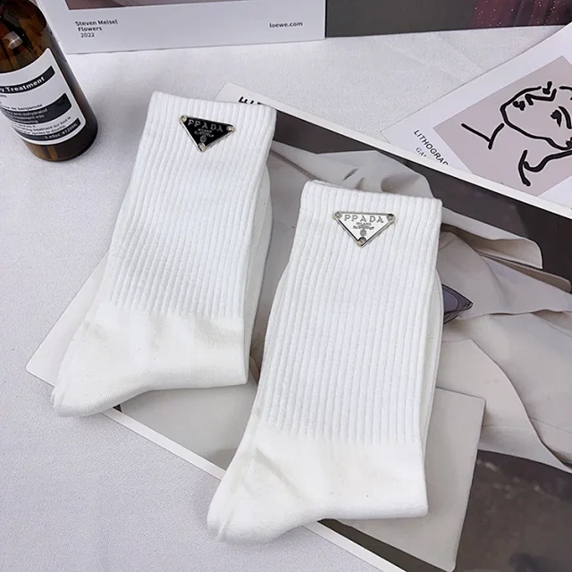 Prada Socks Ribbed crew with triangular logo plaque product detail image 17