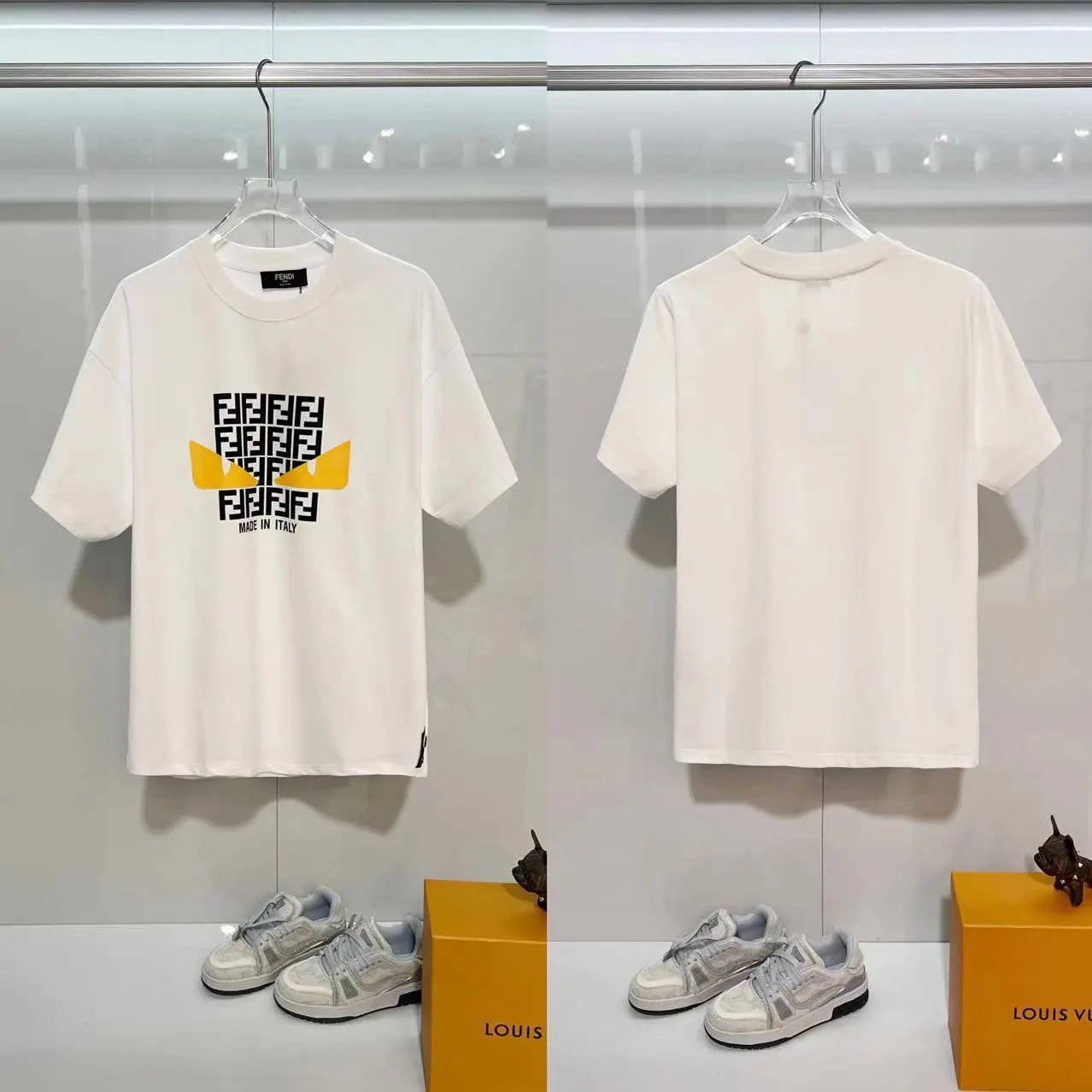 Fendi T-Shirts FF logo graphic short-sleeve T-shirt — F 12 stereo white