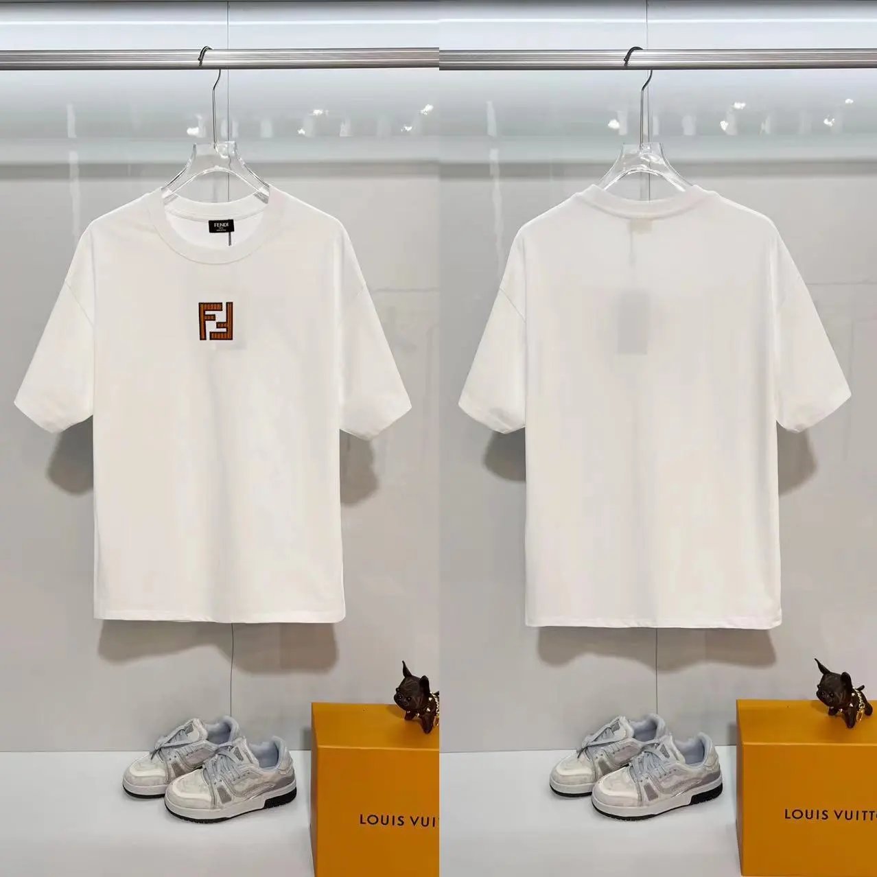 Fendi T-Shirts FF logo graphic short-sleeve T-shirt — F 17 embroidered white