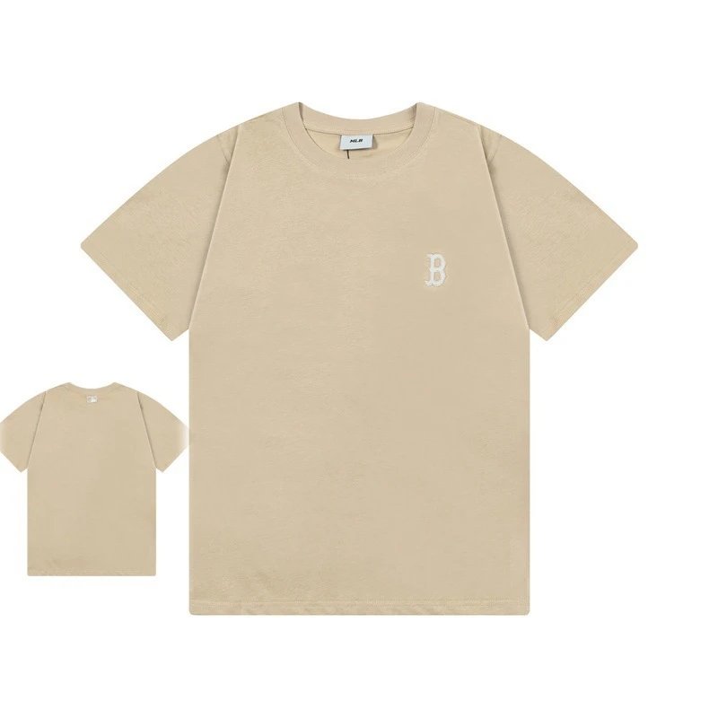 MLB T-Shirts New York Yankees Logo — 953 Khaki (Classic Small-Logo Embroidery)