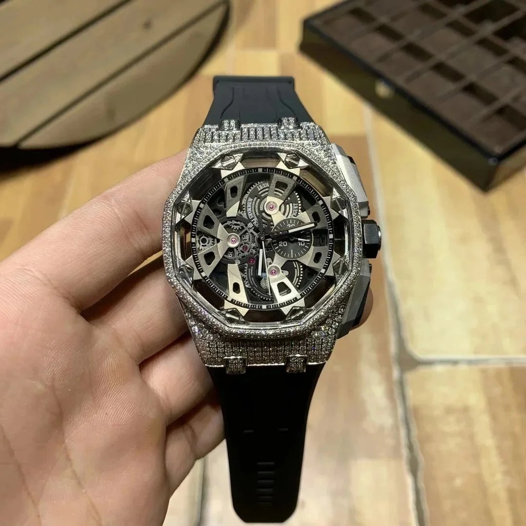 Audemars Piguet Royal Oak Automatic Silver Tapisserie Dial Watch Watches - 3