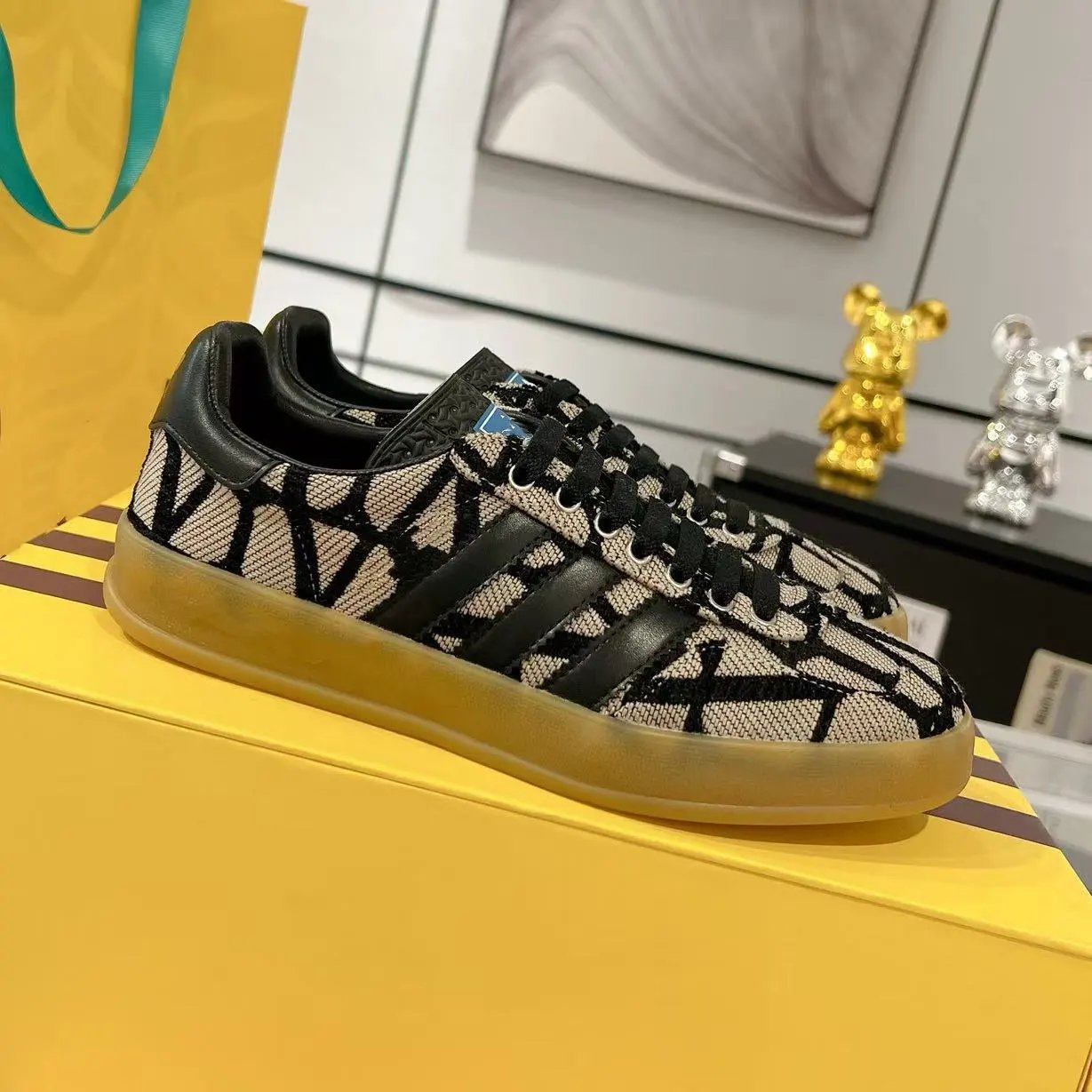 Adidas Sneakers Gucci x Gazelle low-top three-stripe — Style 12