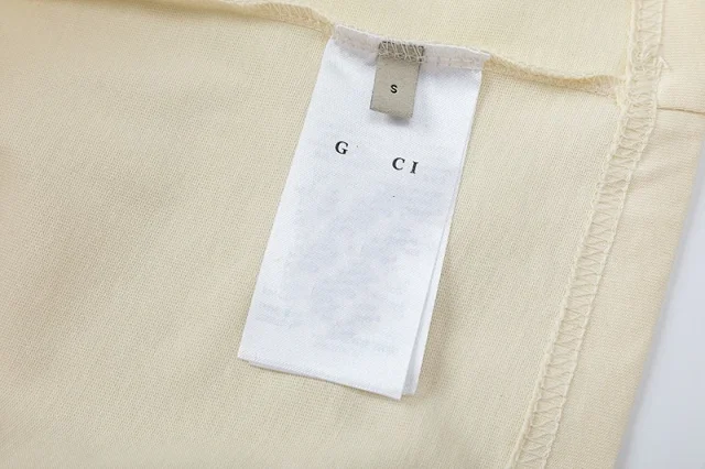 Gucci T-Shirts Animal Graphic Print product detail image 20