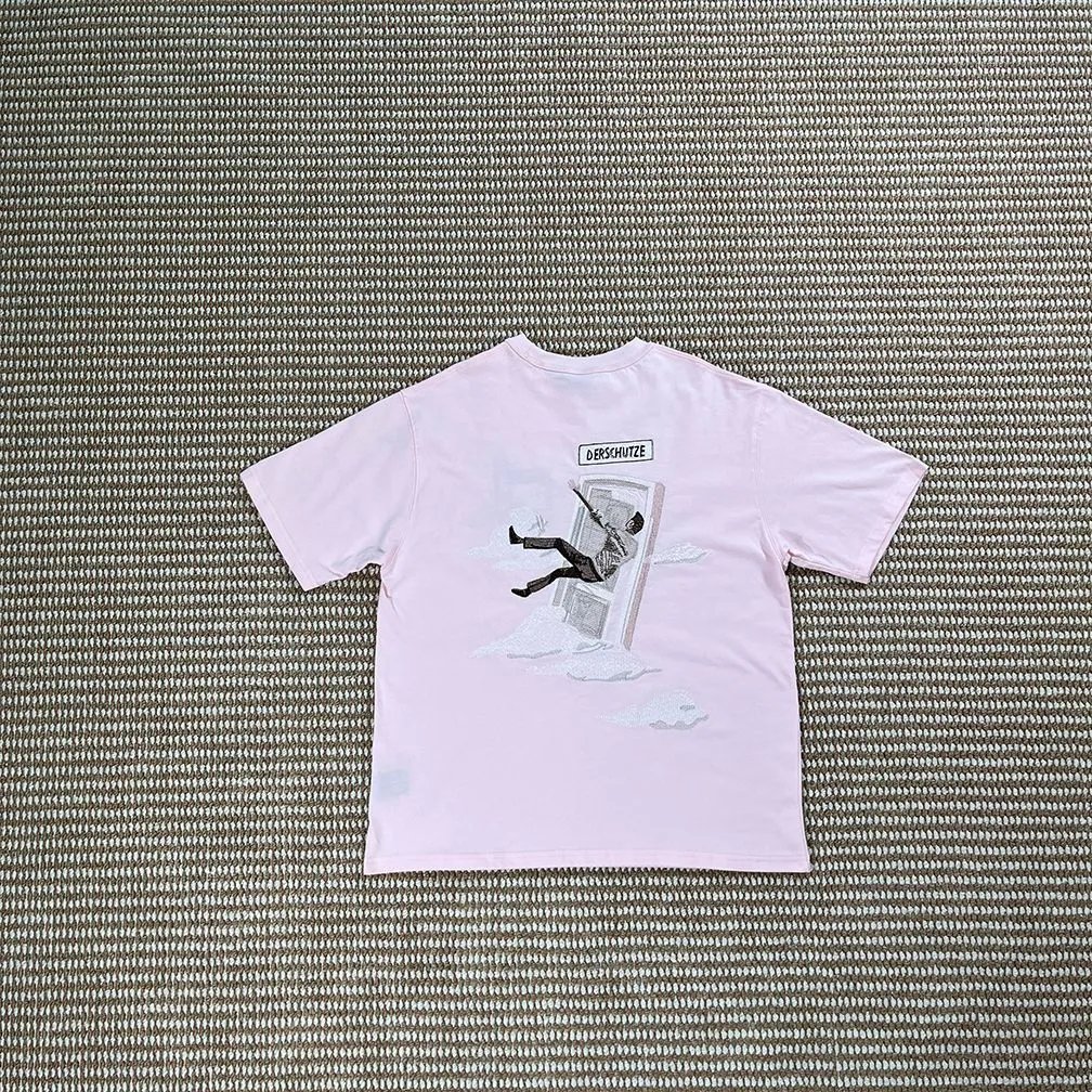 Derschutze T-Shirts Embroidered Graphic Short-Sleeve T-Shirt — Clouds / Pink [Short Sleeve]