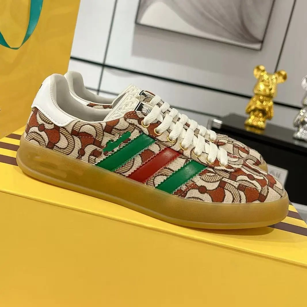 Adidas Sneakers Gucci x Gazelle low-top three-stripe — Style 11
