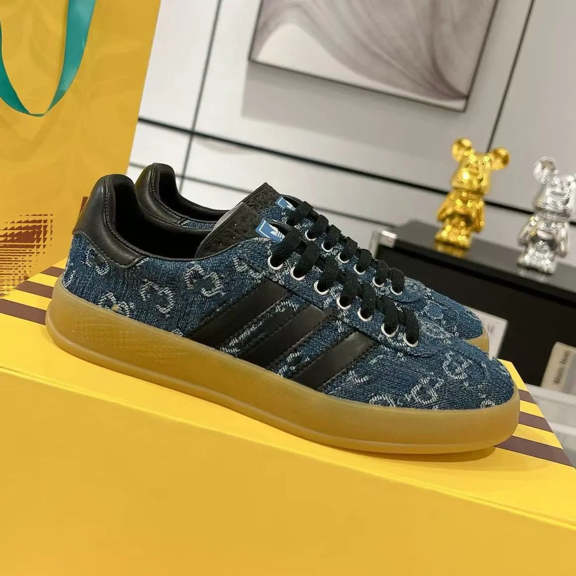 Adidas Sneakers Gucci x Gazelle low-top three-stripe — Style 16