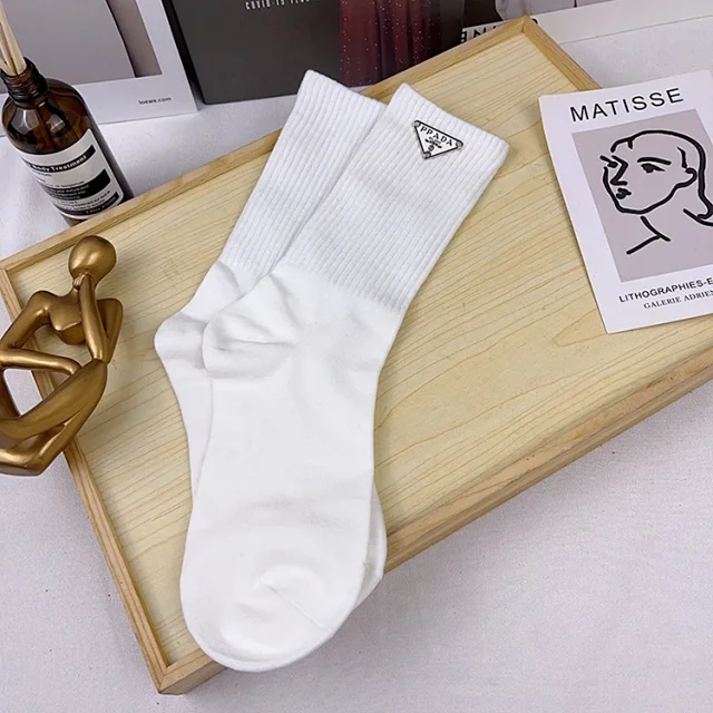 Prada Socks Ribbed crew with triangular logo plaque product detail image 6