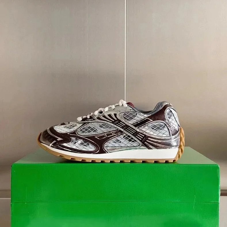 Unbranded Sneakers Mesh-panel low-top with metallic overlays image 8