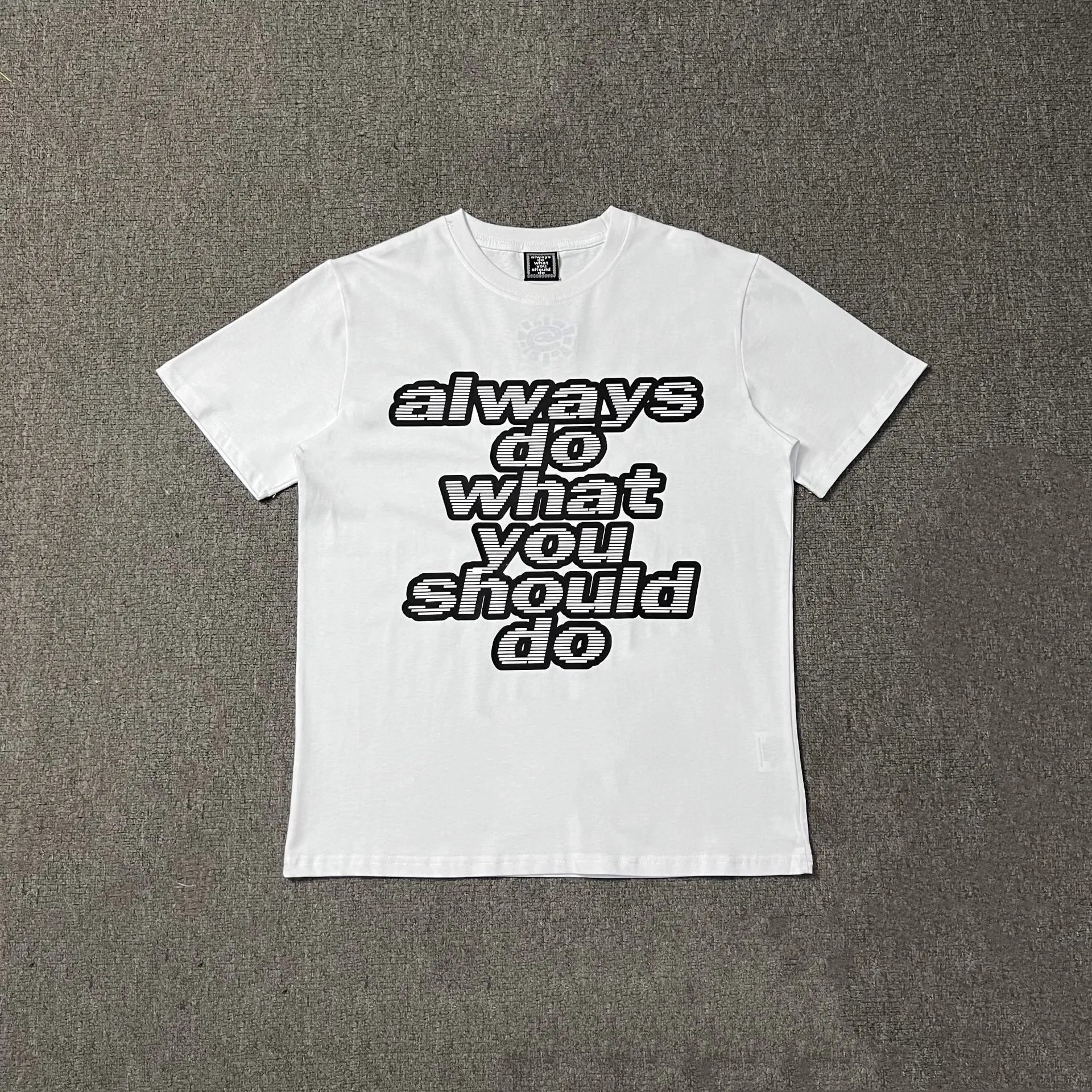 A&D T-Shirts Graphic Print Short-Sleeve T-Shirt — AD19