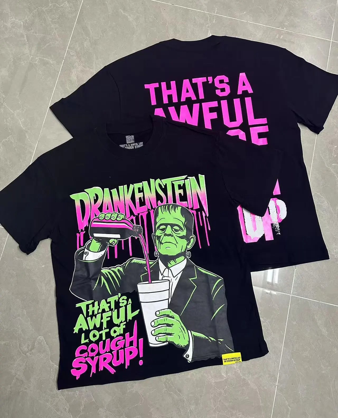 That's a Awful Lot of Cough Syrup T-Shirts Graphic-print short-sleeve T-shirt — 210 black