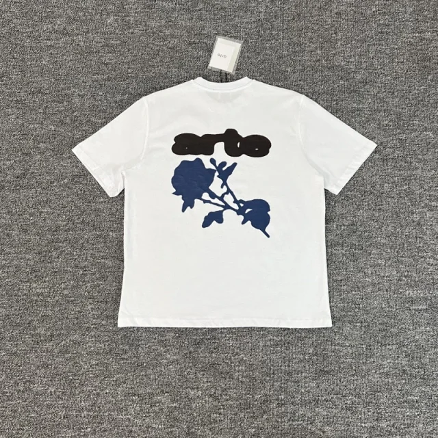 Arte Antwerp T-Shirts Graphic Print product detail image 9