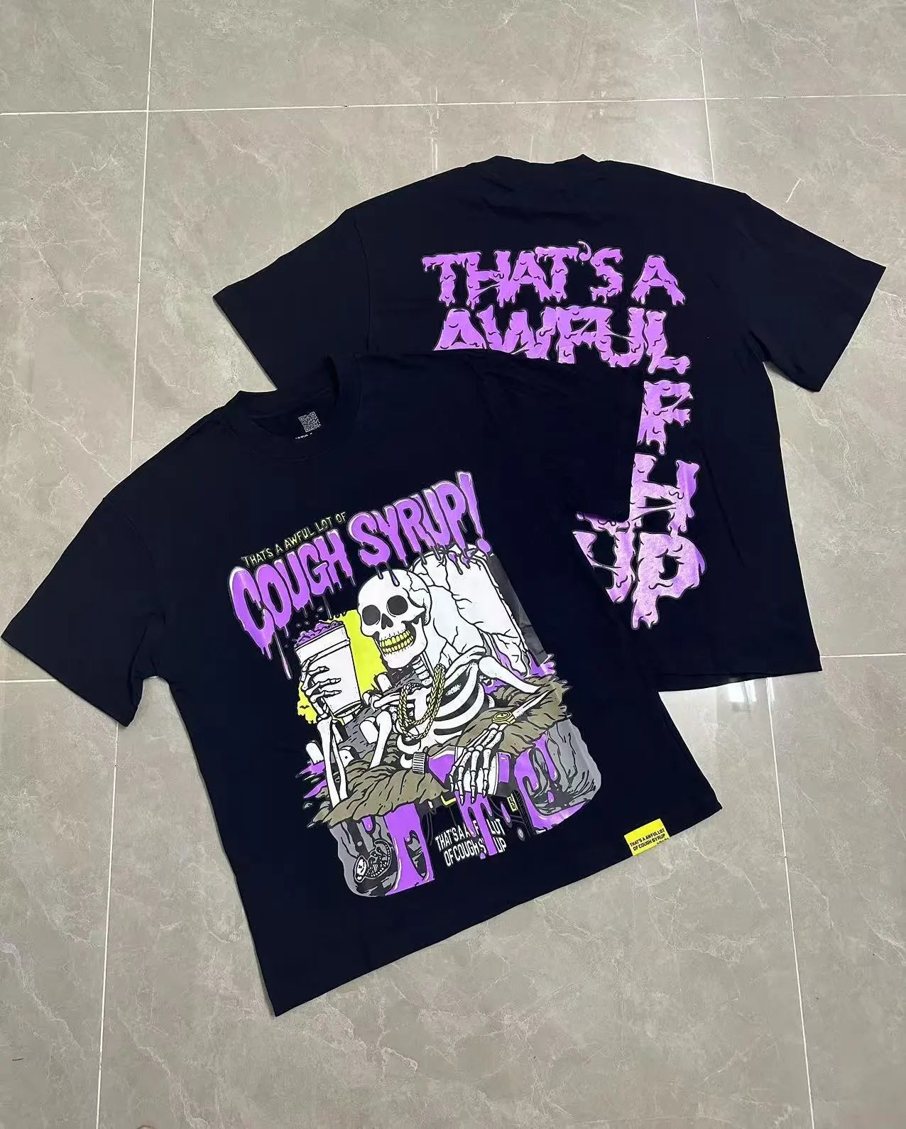 That's a Awful Lot of Cough Syrup T-Shirts Graphic-print short-sleeve T-shirt — 225 black