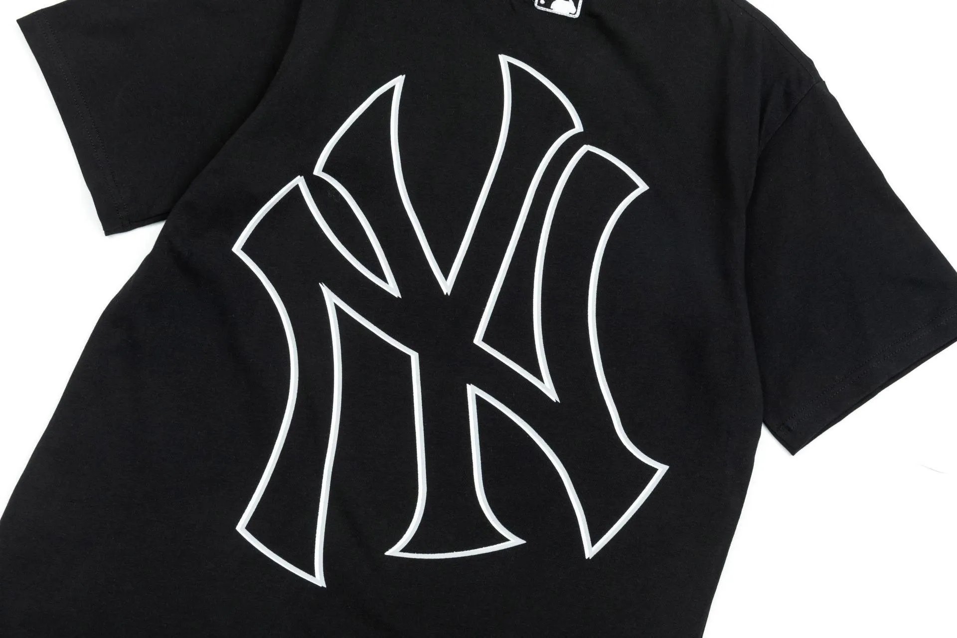 MLB Pocket Detail T-Shirt Off-White - 23