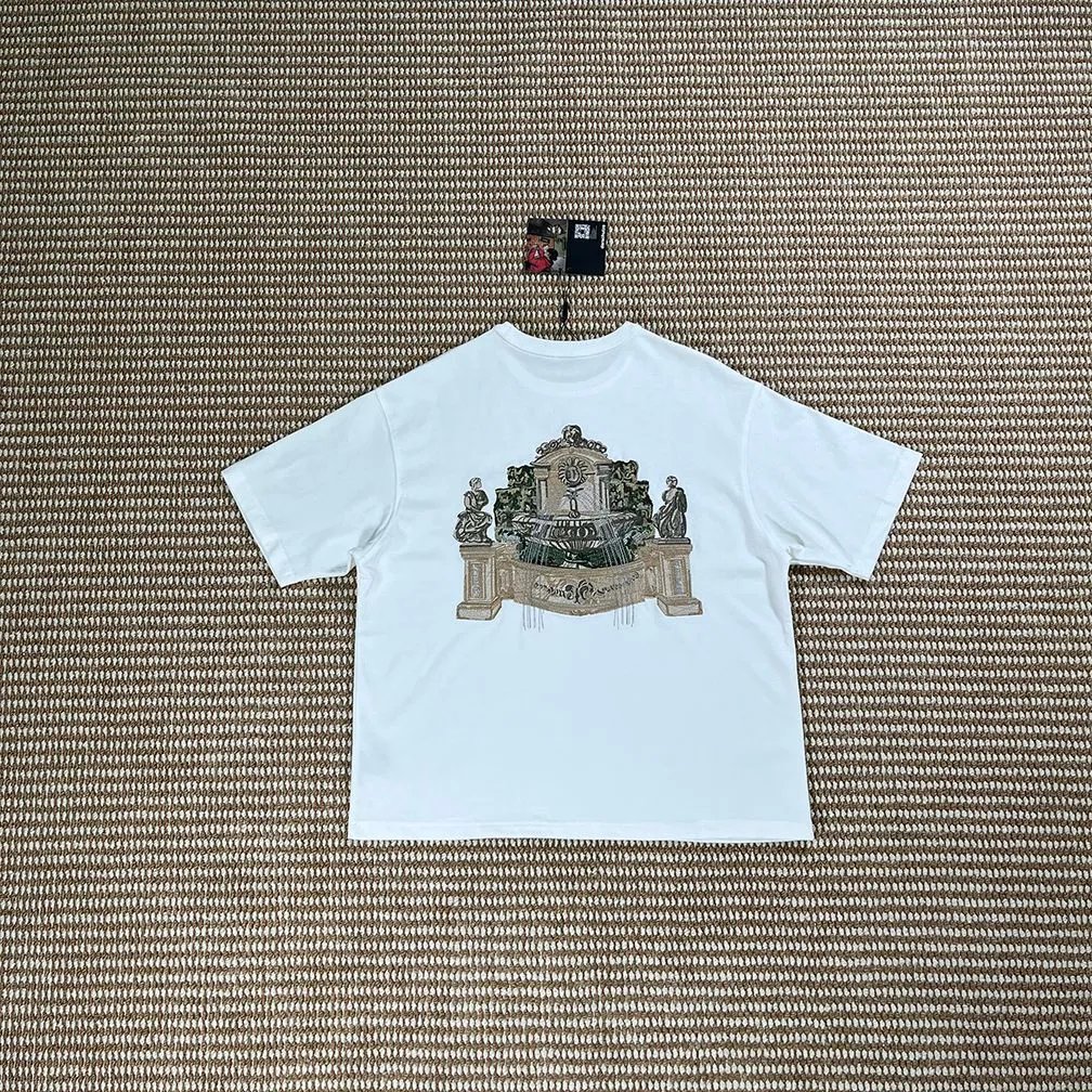 Derschutze T-Shirts Embroidered Graphic Short-Sleeve T-Shirt — Fountain / White [Short Sleeve]