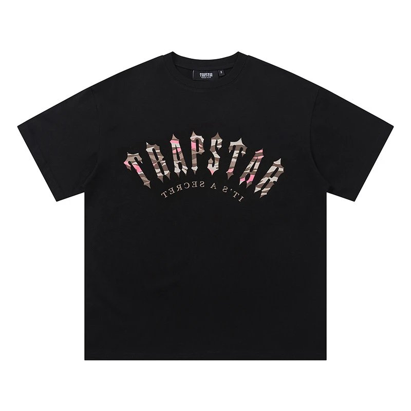 Trapstar T-Shirts Graphic Logo Short-Sleeve T-Shirt — 739 black