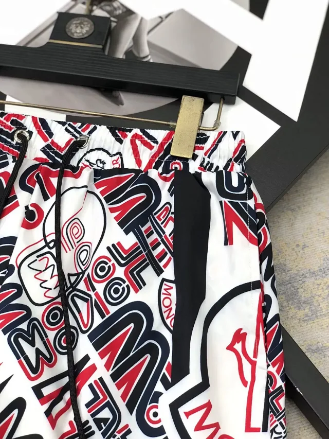 Moncler Shorts Drawstring logo-print product detail image 12