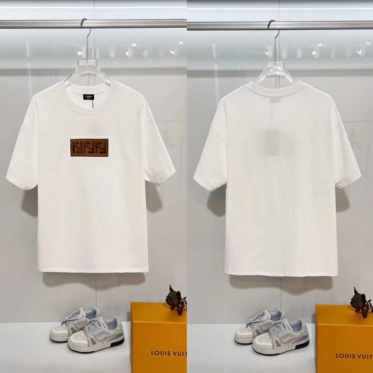 Fendi T-Shirts FF logo graphic short-sleeve T-shirt — F 16 embroidered white