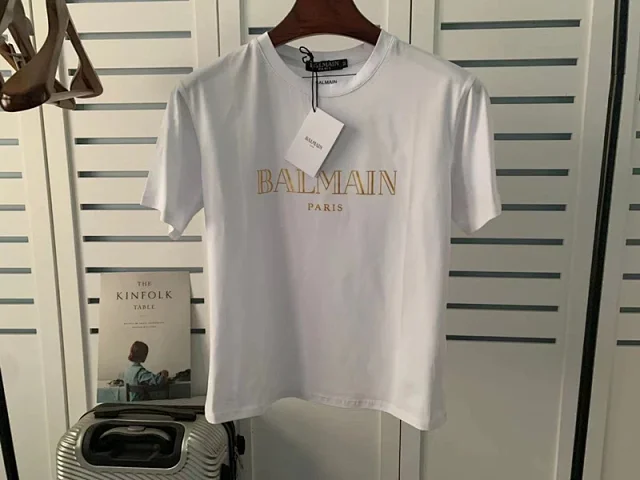 Balmain T-Shirts Logo-print short-sleeve T-shirt with shoulder buttons product detail image 36