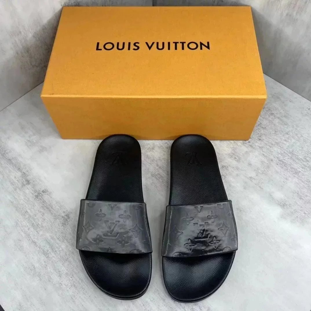 Louis Vuitton Slippers 27LZ-1 — 28