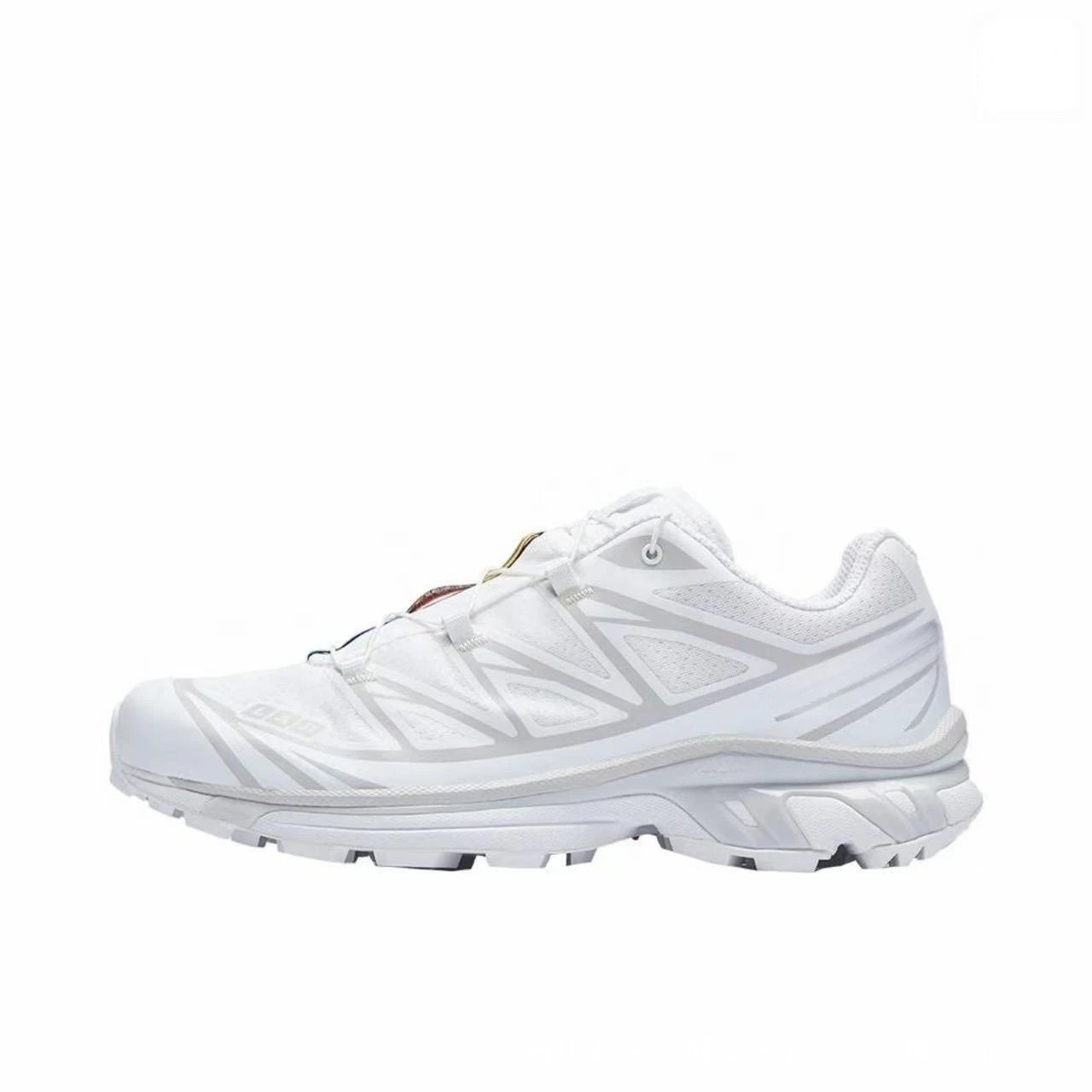 Salomon XTQ and XT 6 trail shoes — XT 6 Pure white