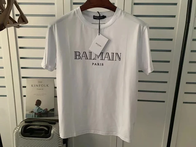 Balmain T-Shirts Logo-print short-sleeve T-shirt with shoulder buttons product detail image 37