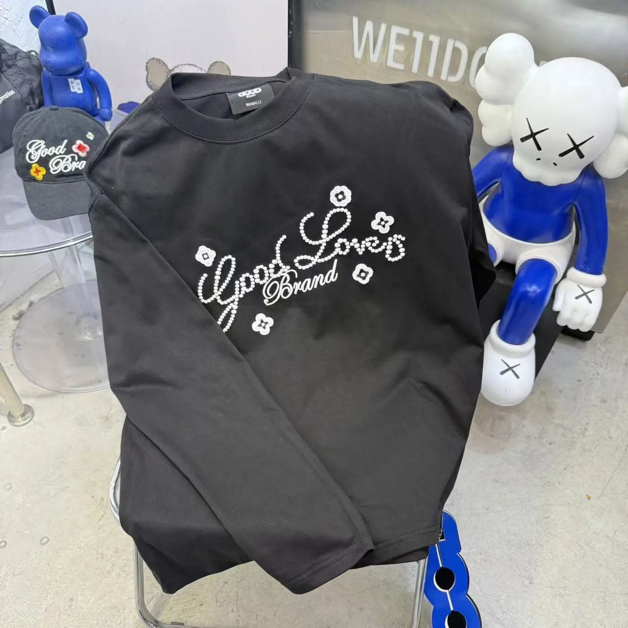 Good Brand Hoodies & Sweatshirts Rhinestone Graphic Sweatshirt Collection — G46 Black