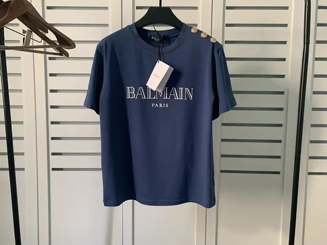 Balmain T-Shirts Logo-print short-sleeve T-shirt with shoulder buttons product detail image 16