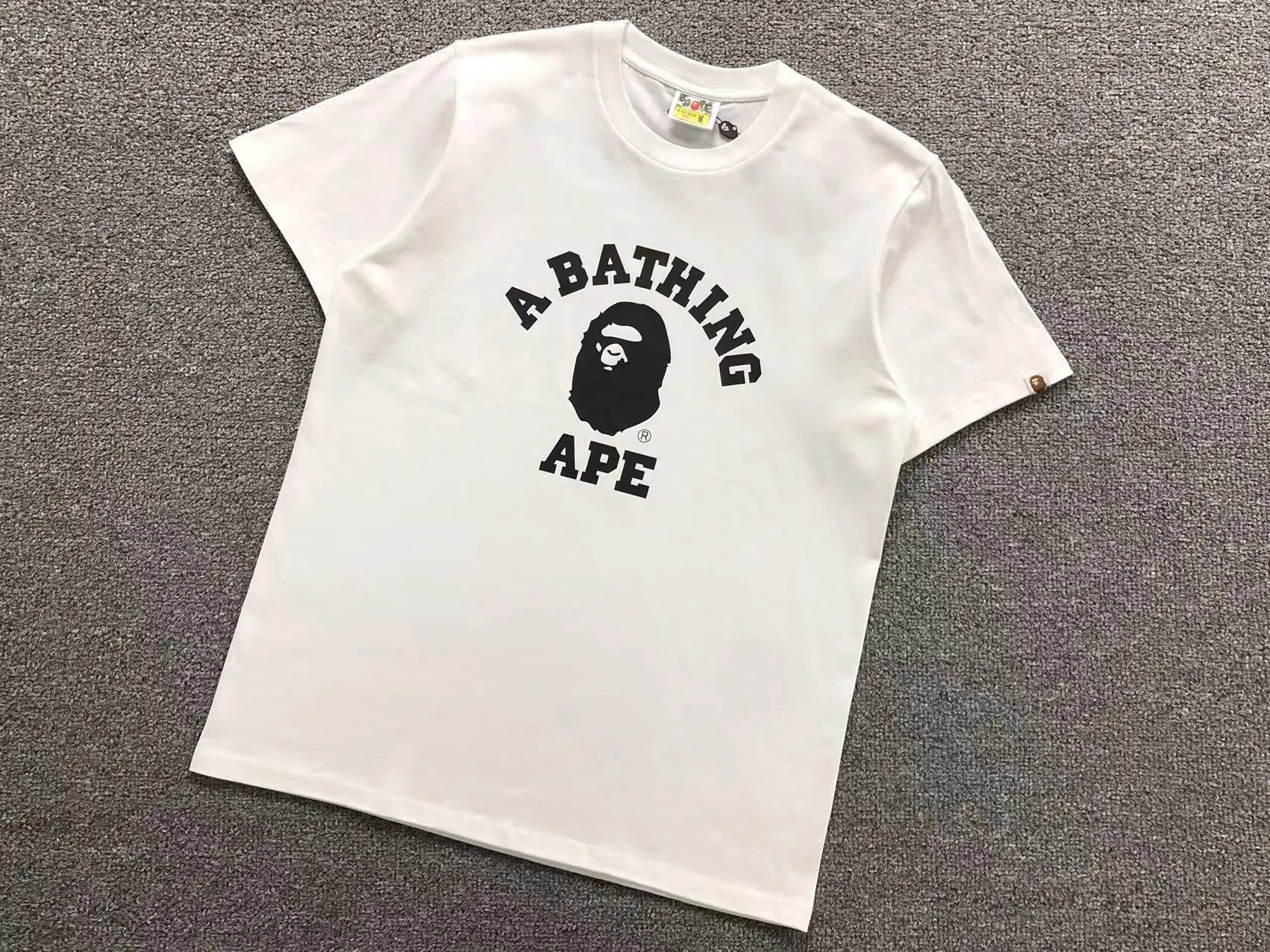 A Bathing Ape T-Shirts Graphic Print — 411 white